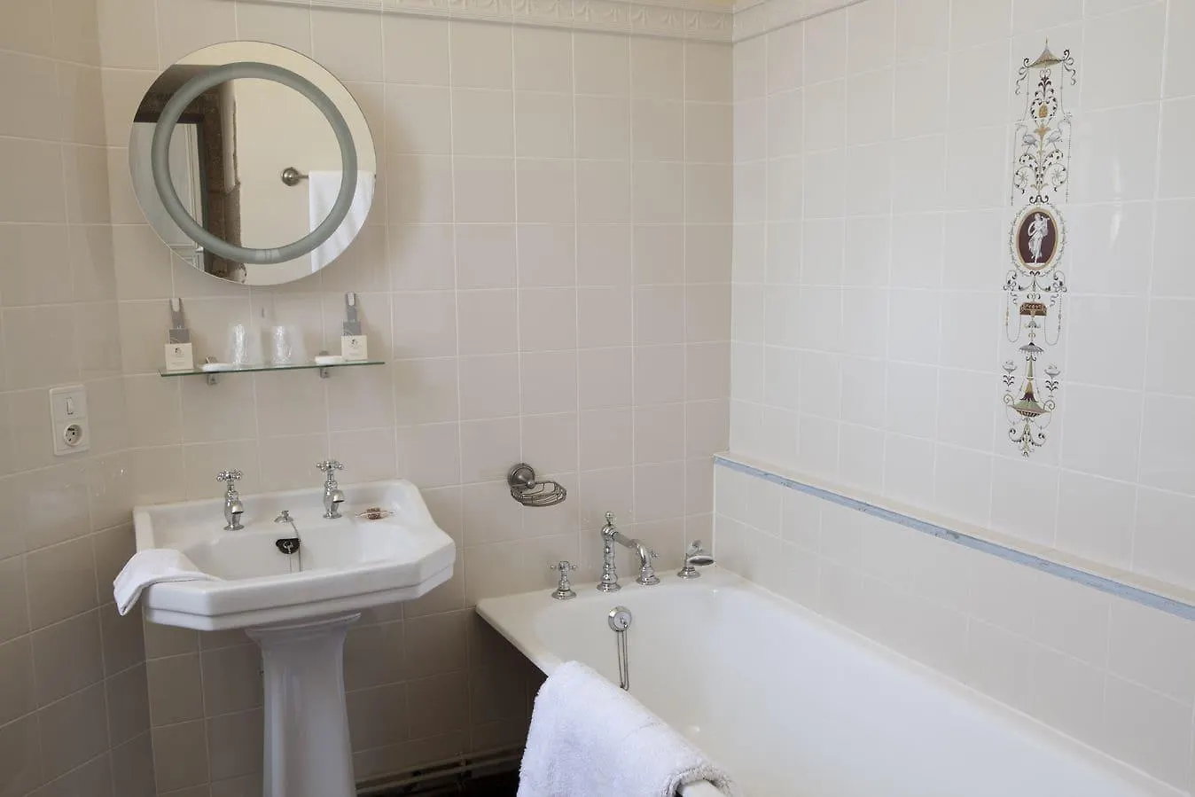 Bed and Breakfast Chateau De La Balluere Pirmil
